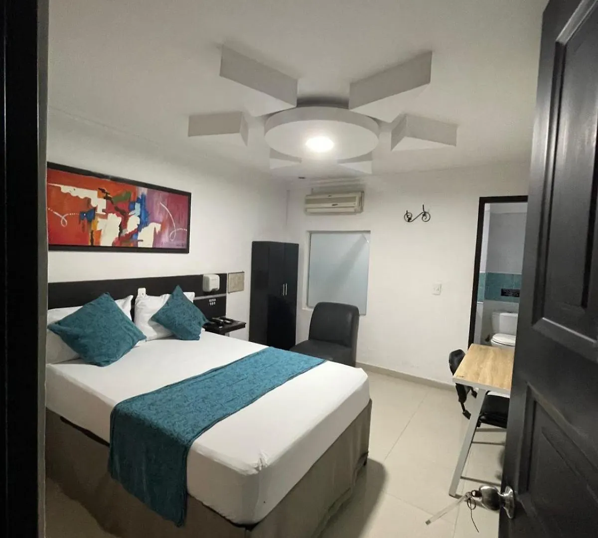 ***  Hotel Plaza Norte Cali Colombia